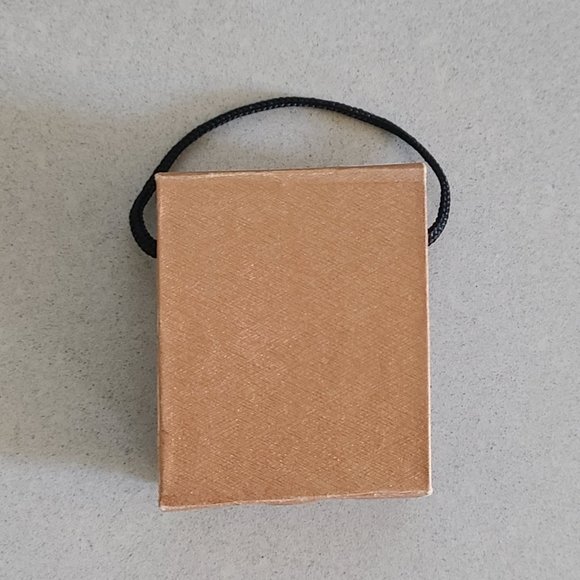 Rainbow Sand Dollar Pendant - Picture 4 of 6